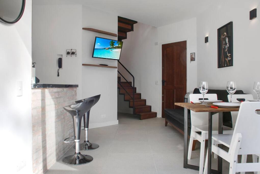 Apartment Duplex Service Pool Nature *